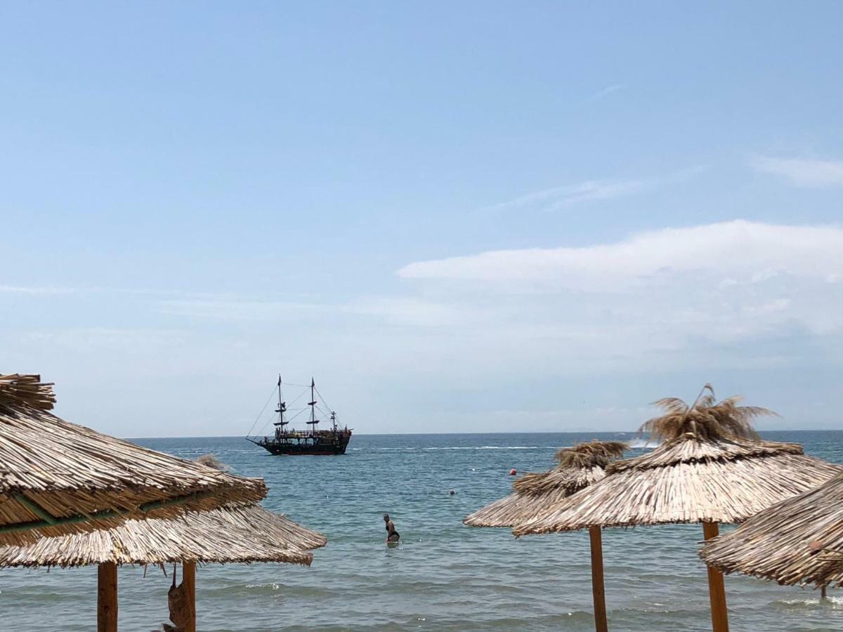 Апартаменти "Бриз" Sveti Vlas Luaran gambar